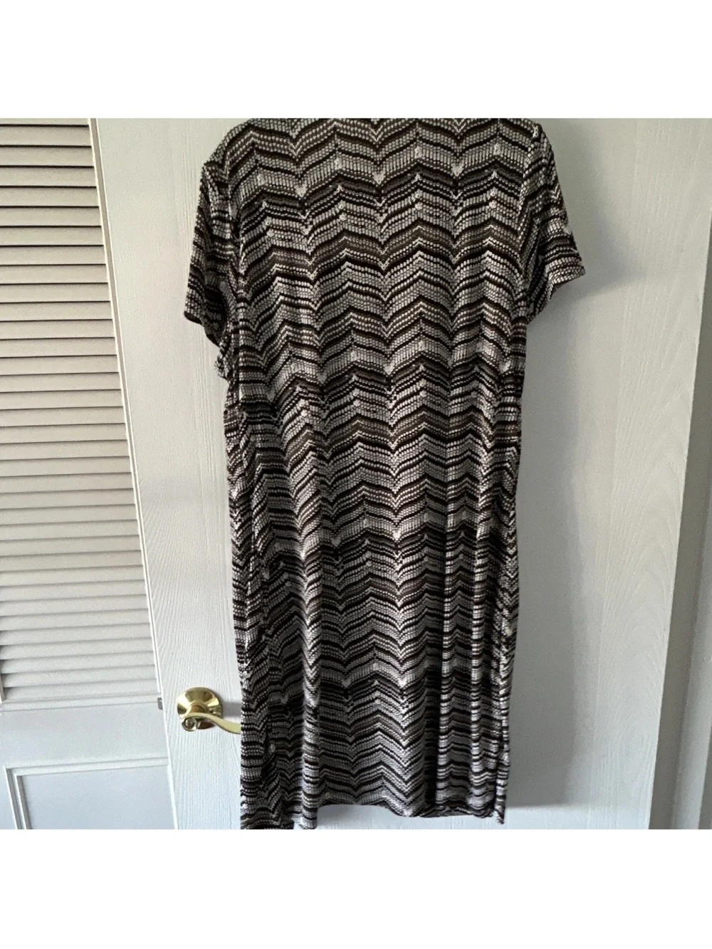 Perceptions Black and White Chevron Layered Top